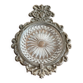 Dessous de bouteille, cendrier Rocaille en verre taillé style Louis XV