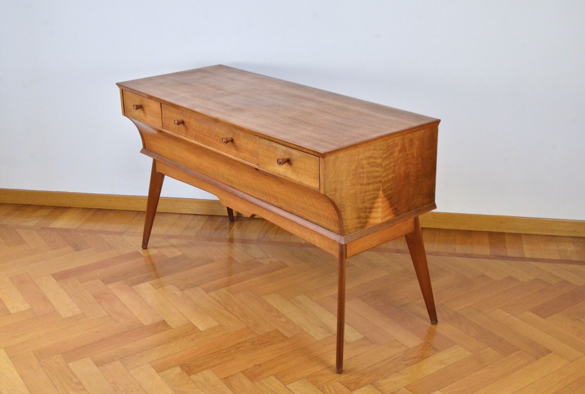 Midcentury Alfred Cox console in walnut, modern, danish style, vintage, scandinavian