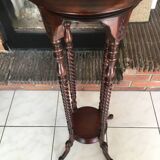 Colonial style solid mahogany harness