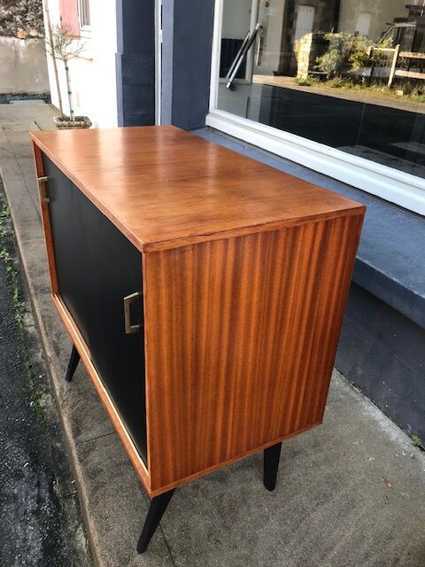 Sliding doors buffet