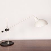 Lampe de bureau inclinable en métal blanc 1960.