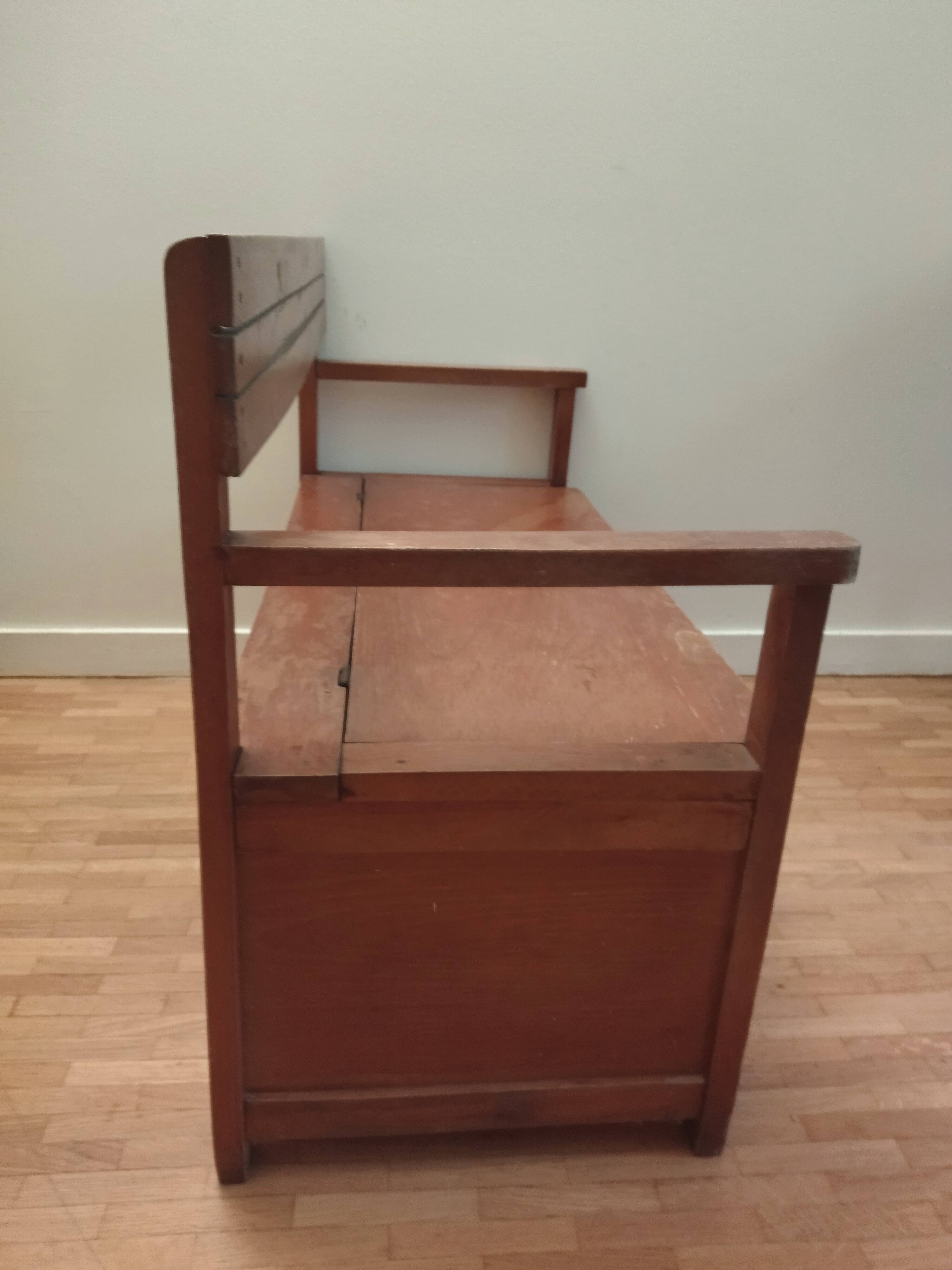 Vintage chest bench with backrest and armrests