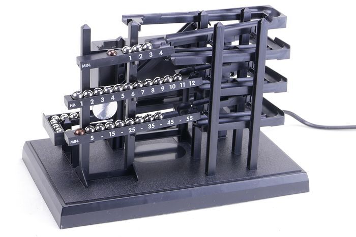 Roll-o-clock Ball Clock-Mattel - 1983