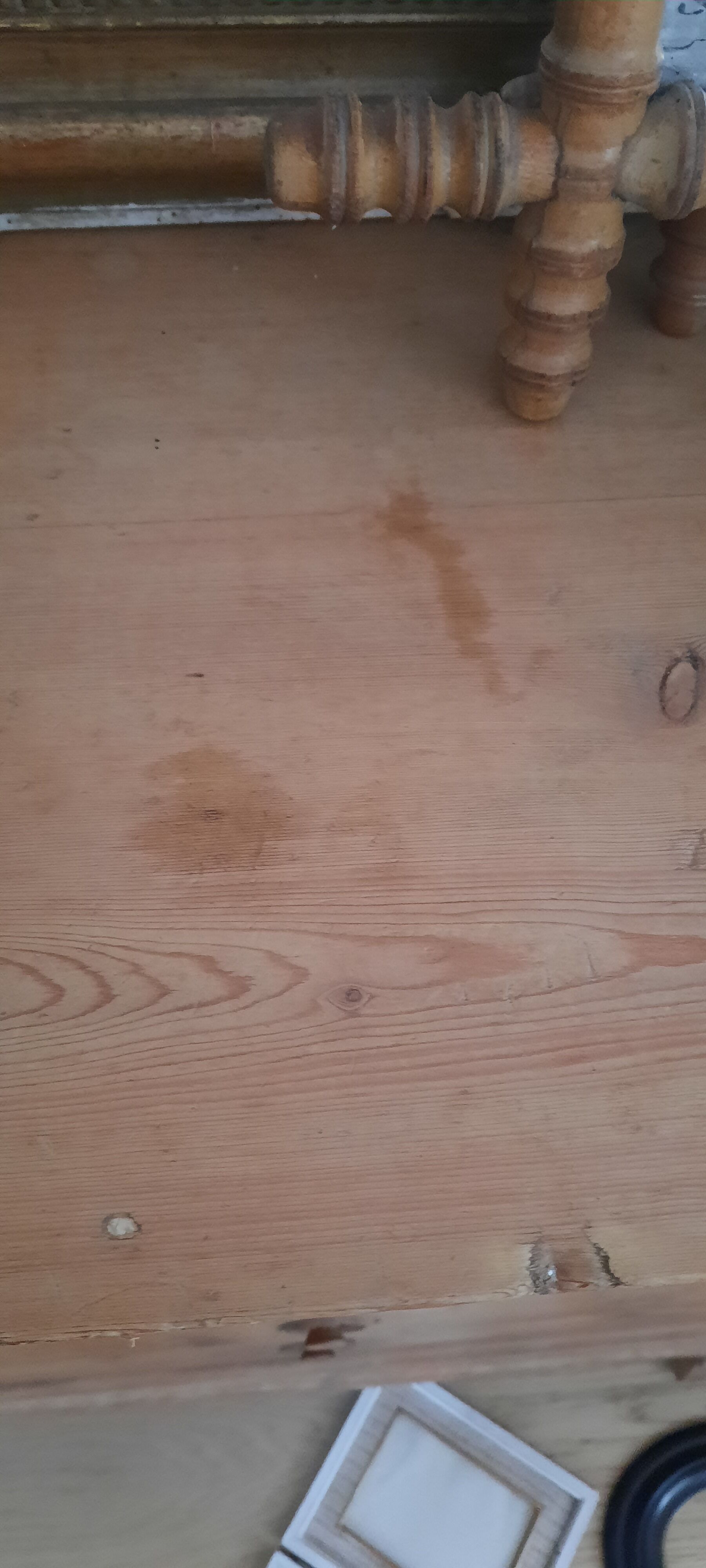 Antique pine chest of drawers