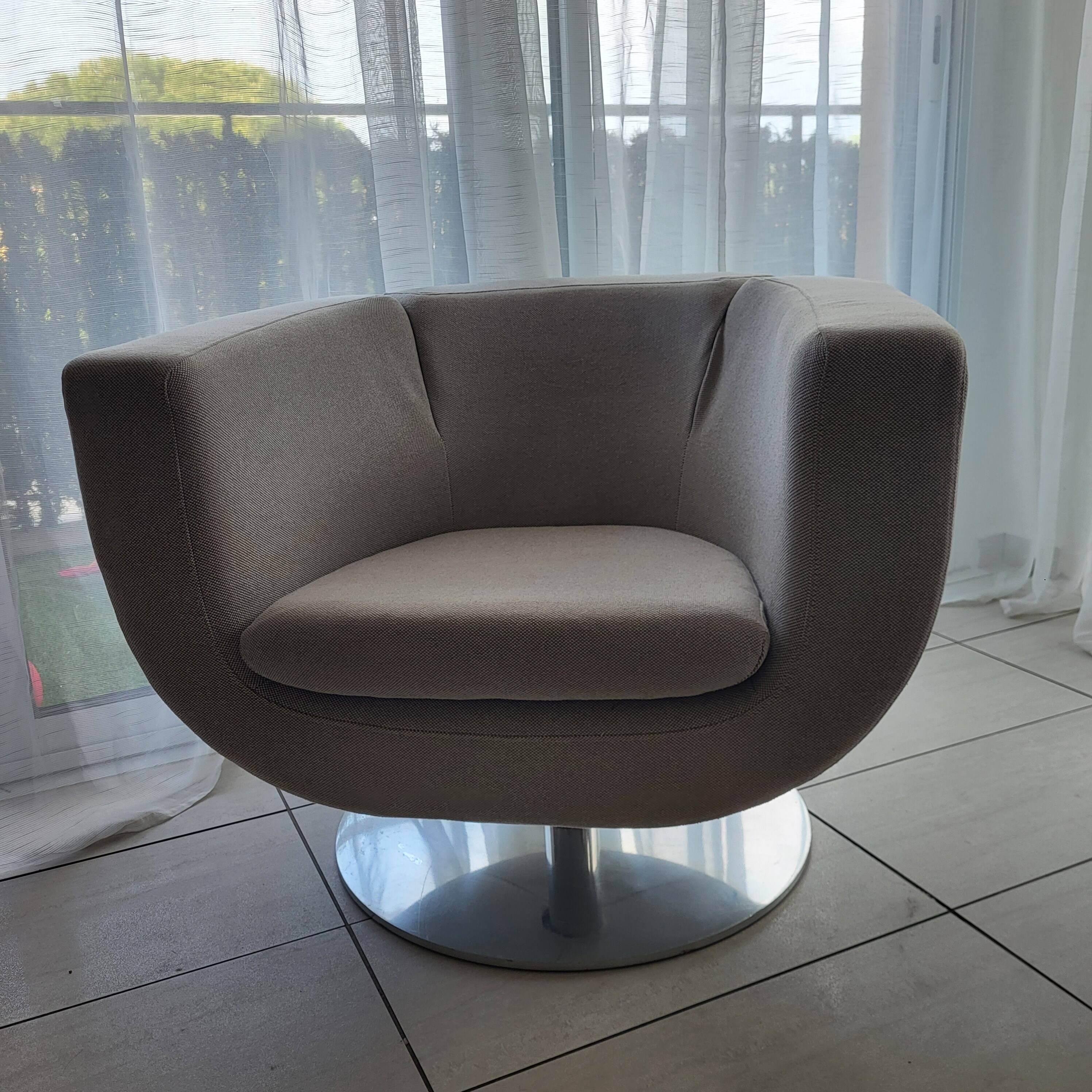 B&B Italia Tulip Armchair