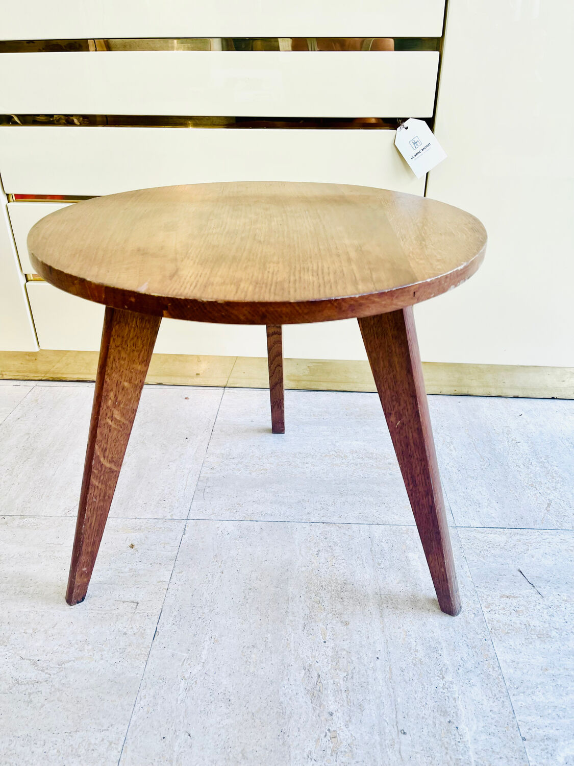 Petite table basse tripode vintage, années 60