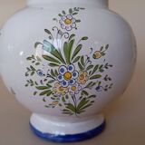 Angoulême earthenware pitcher "Le Renoleau" Moustiers decor