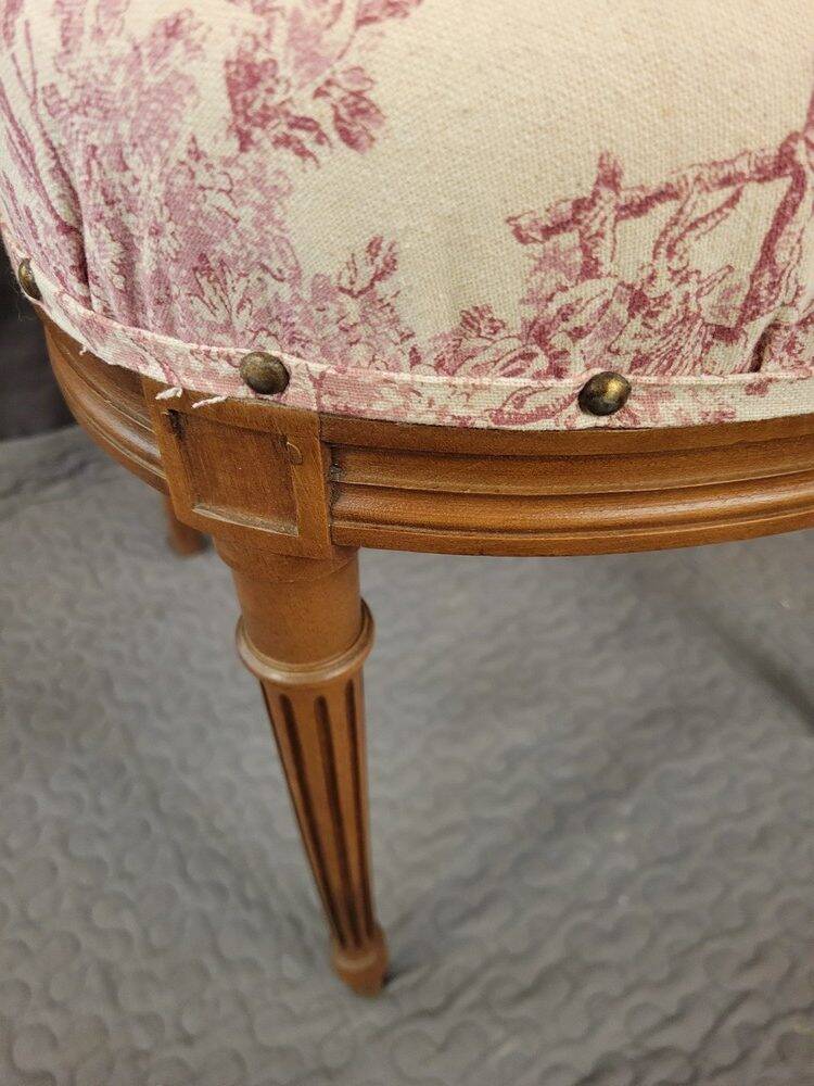 Pair of Louis XVI bedroom chairs