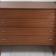Vintage chest of drawers with 4 drawers and tapered legs by Simmob (1960s/1970s)