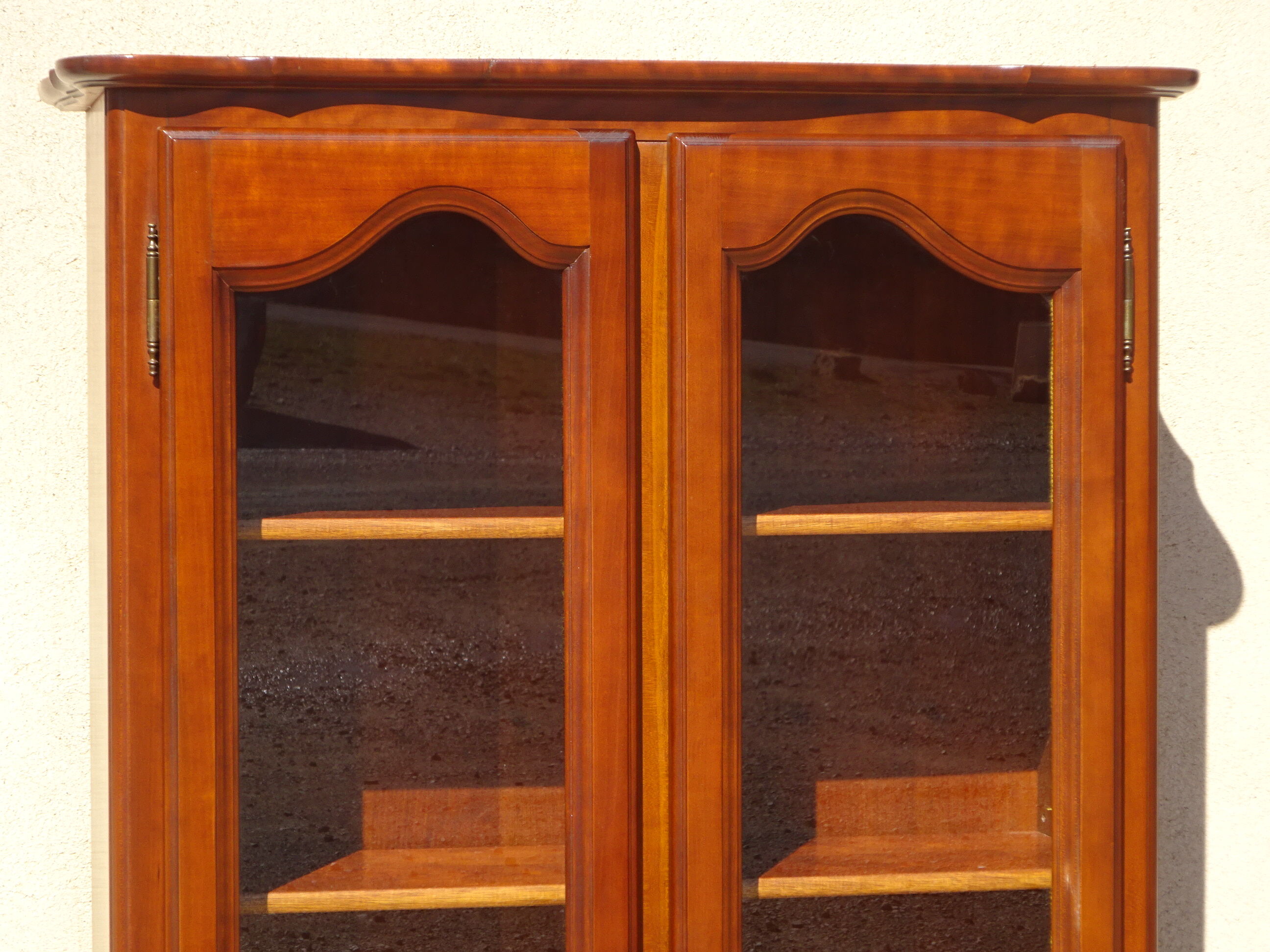 Shallow cherry wood showcase, Louis XV style