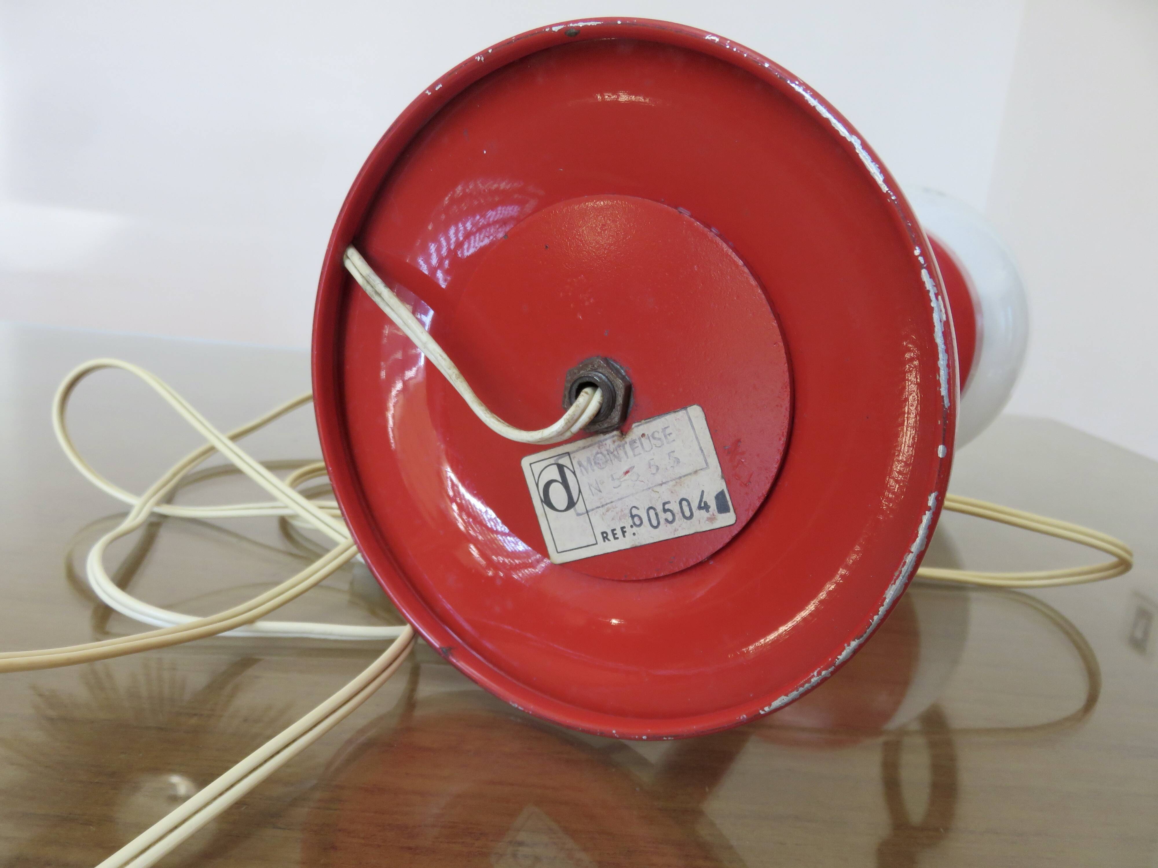 Tulip foot lamp, 1970, red lacquered aluminium and opaline