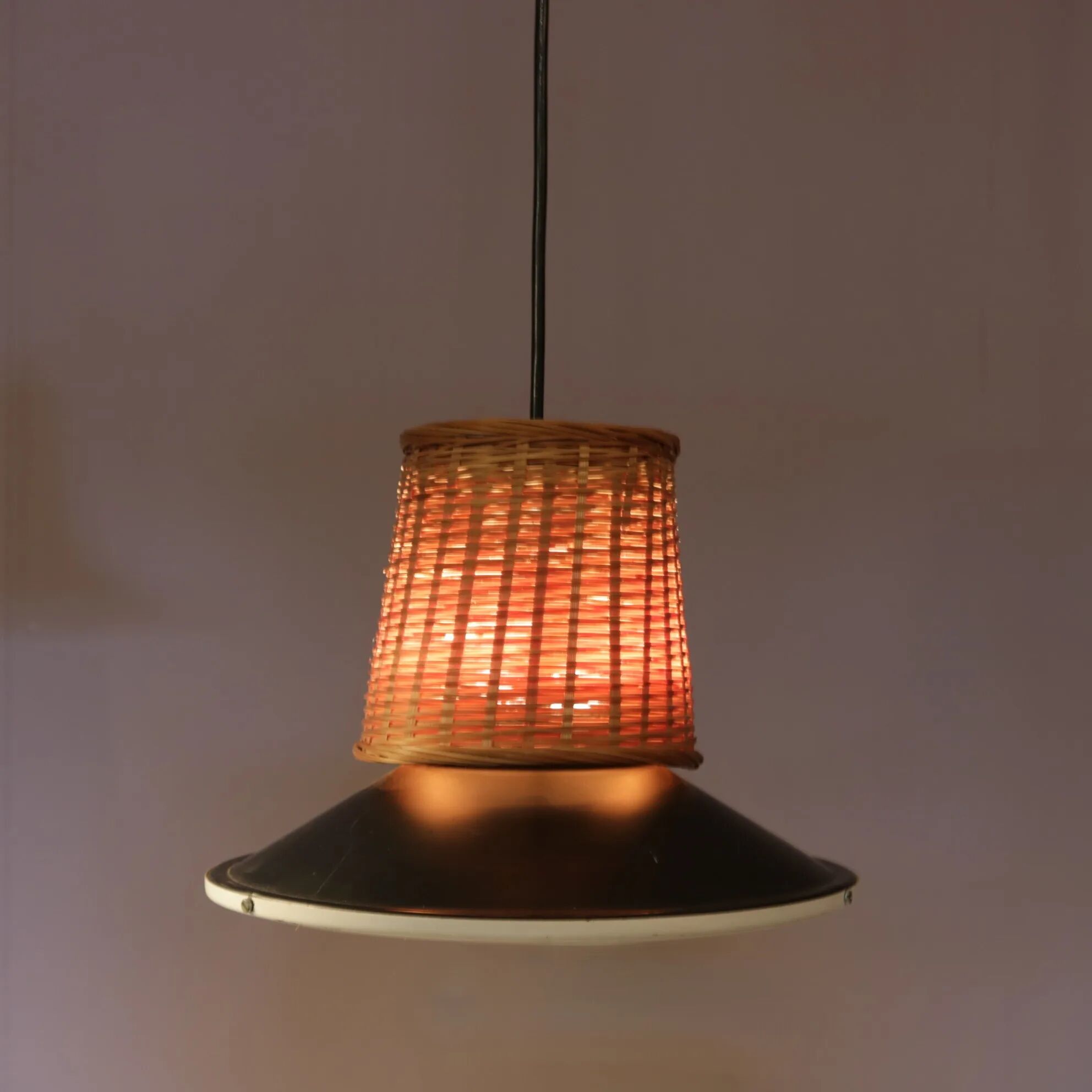 1950s set of 2 hanging lamps wicker/black metal/glass