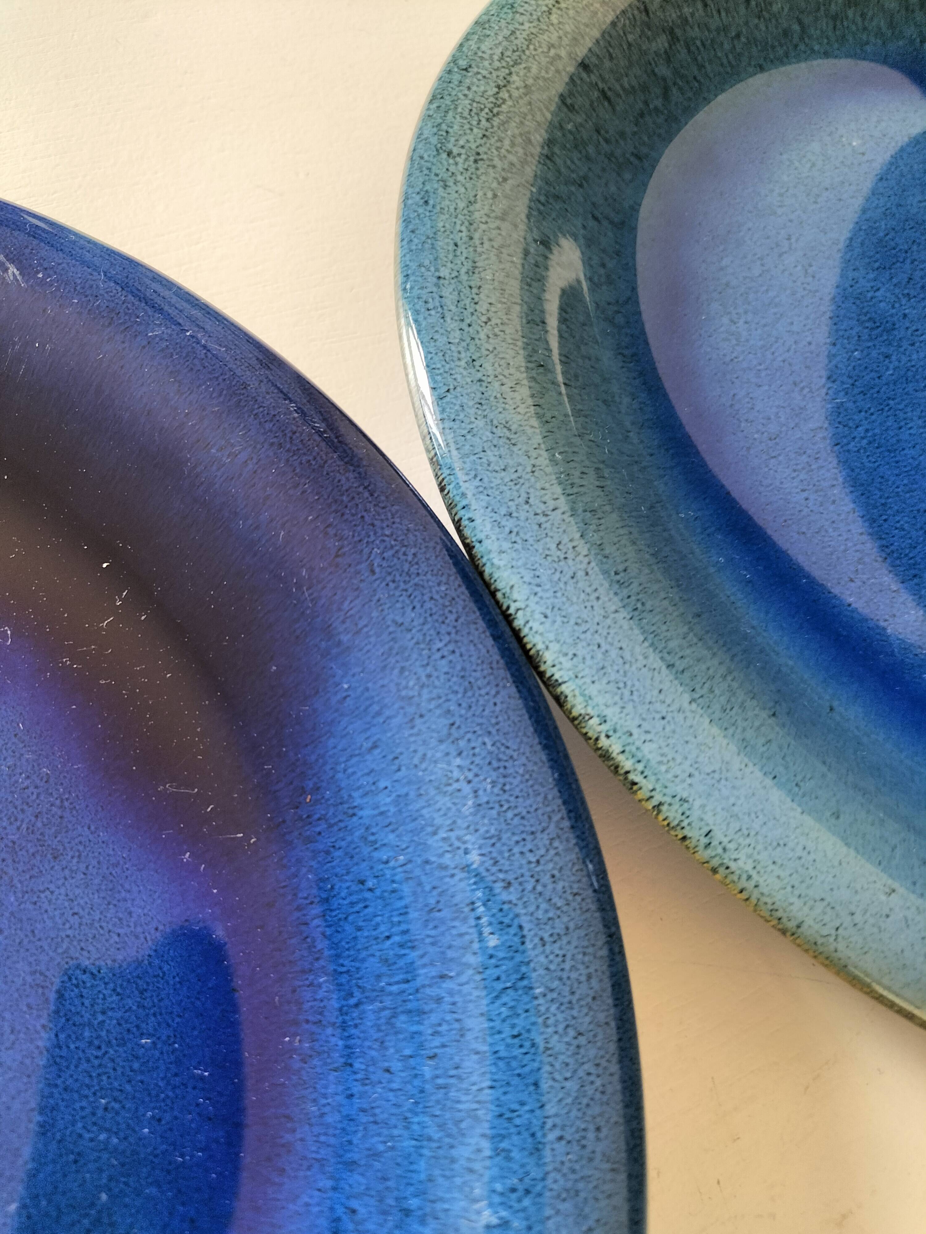 6 assiettes en grès émaillé – bleu cobalt & turquoise