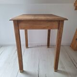 Country-style oak farmhouse desk/console/side table
