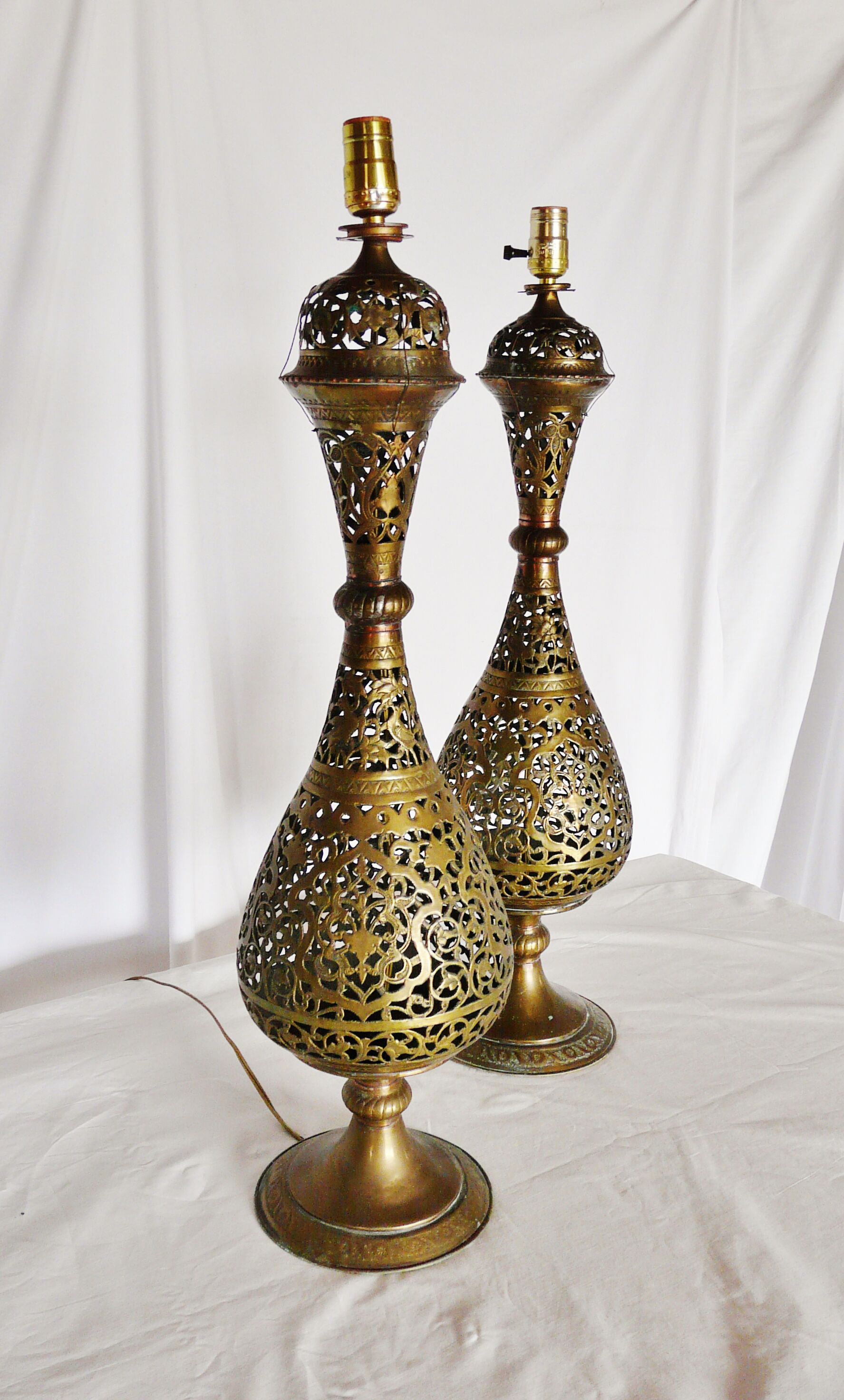 Pair of Oriental lamps carved brass