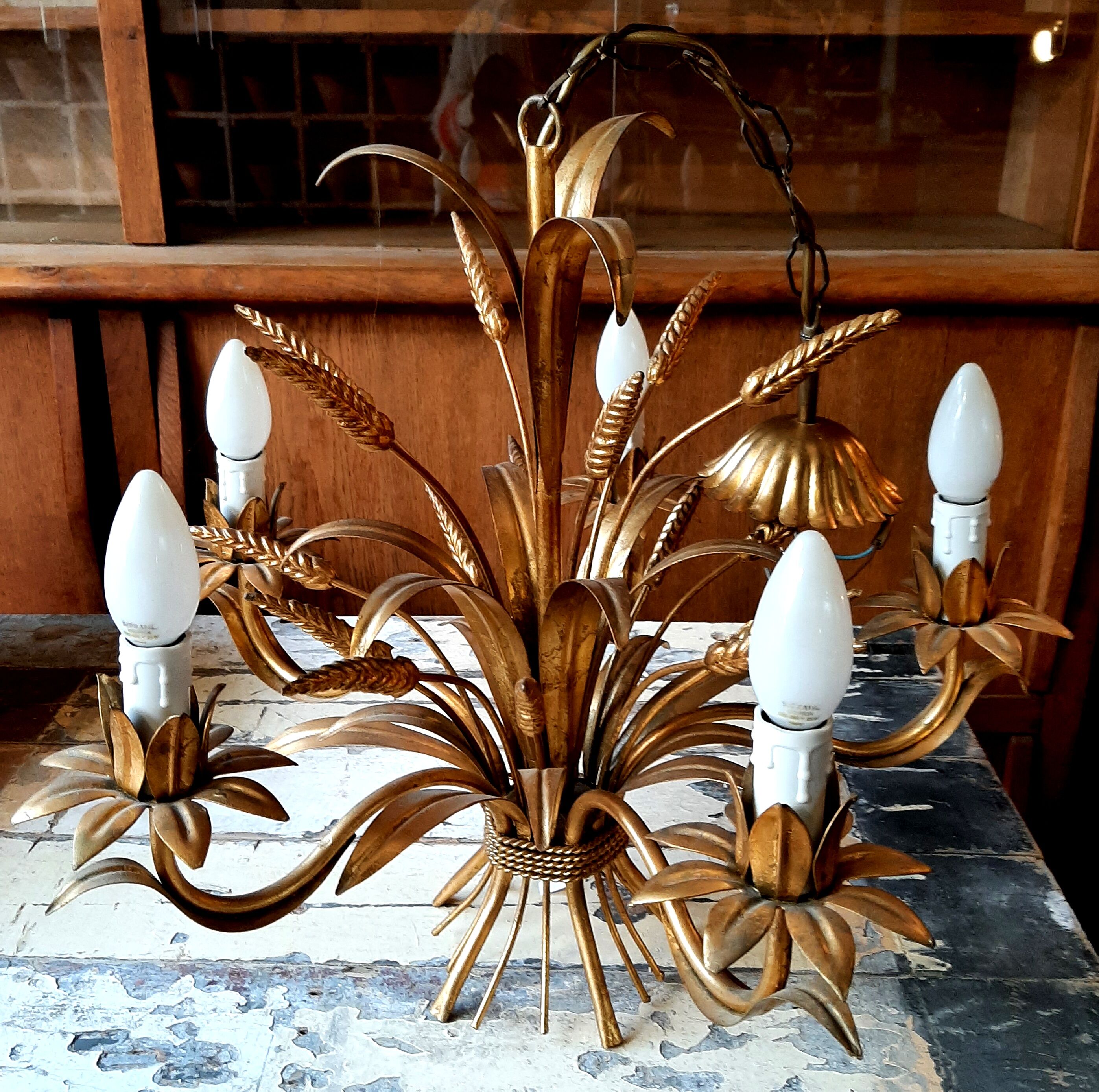 Chandelier ears of wheat around 1965