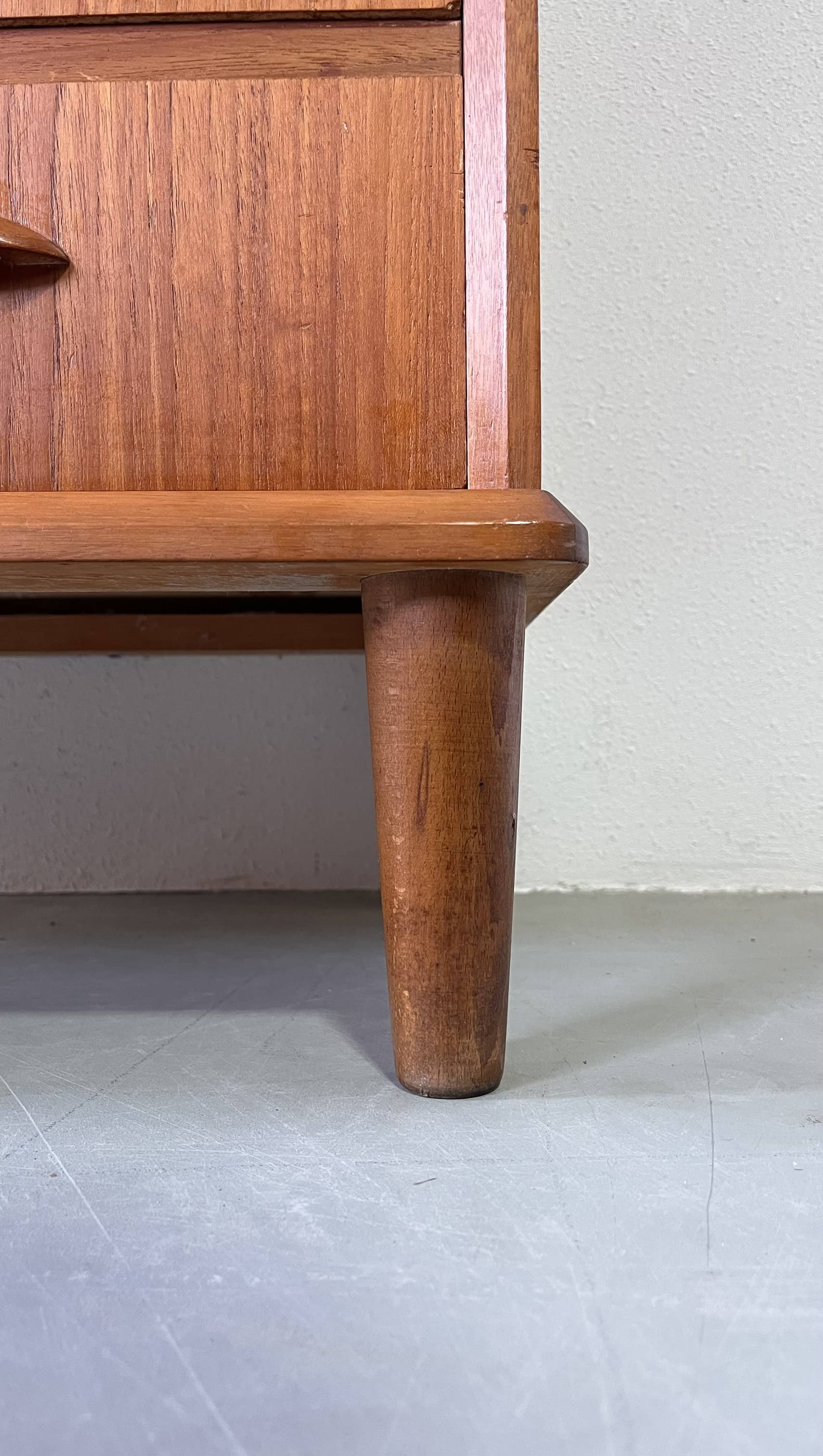 Commode danoise en teck