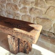 Banc brutaliste centenaire