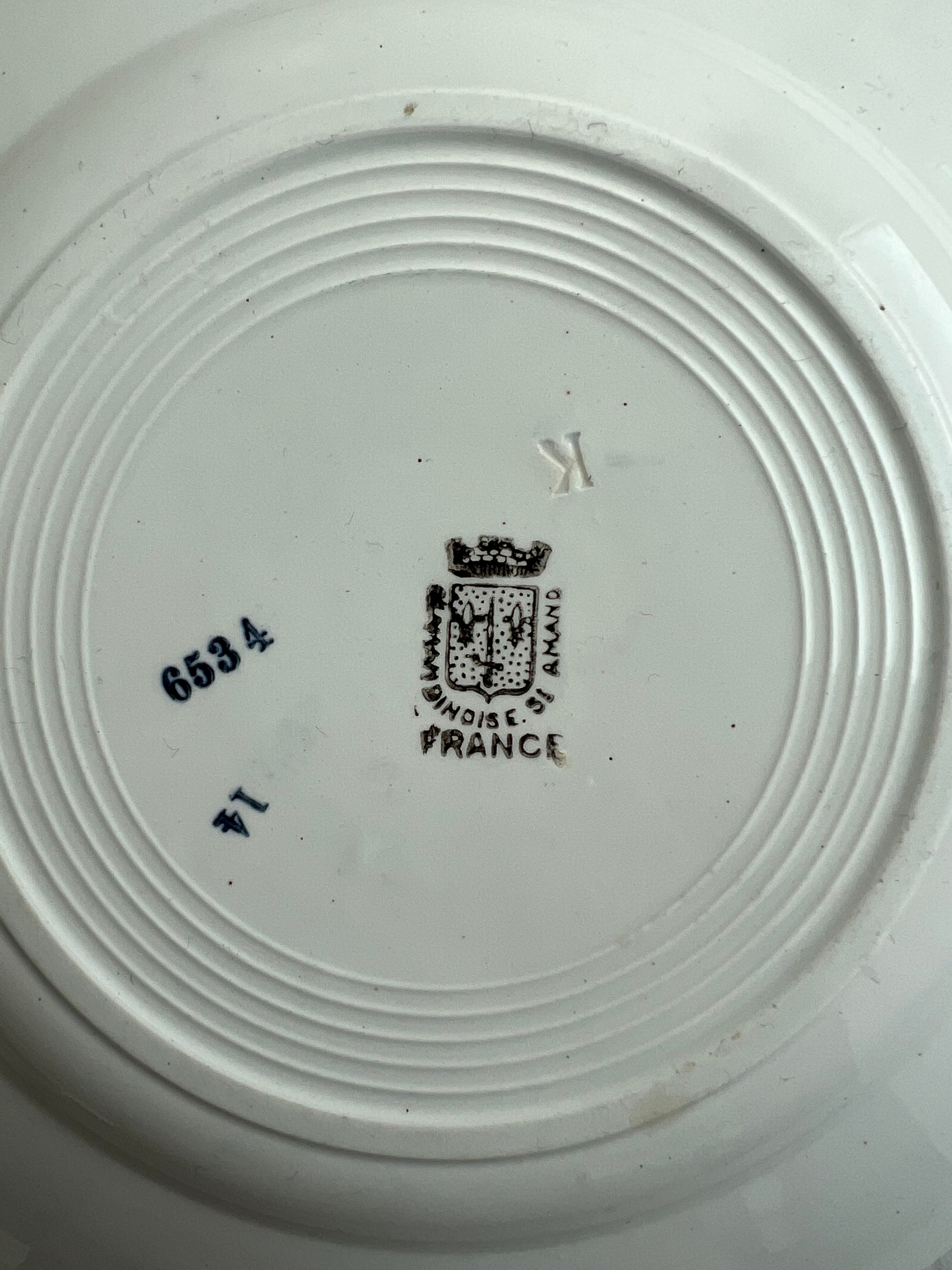 Flat plate Saint Amand