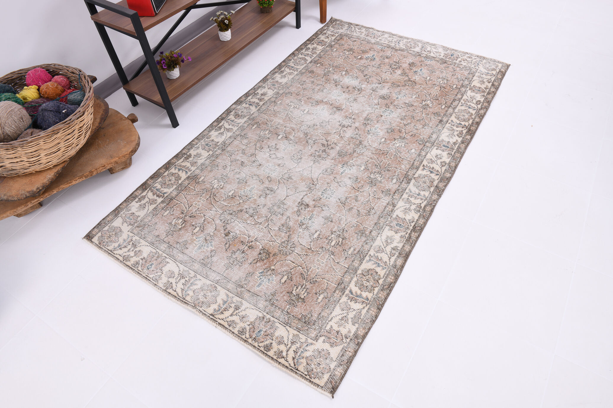 Pastel farmhose vintage rug 118x209cm