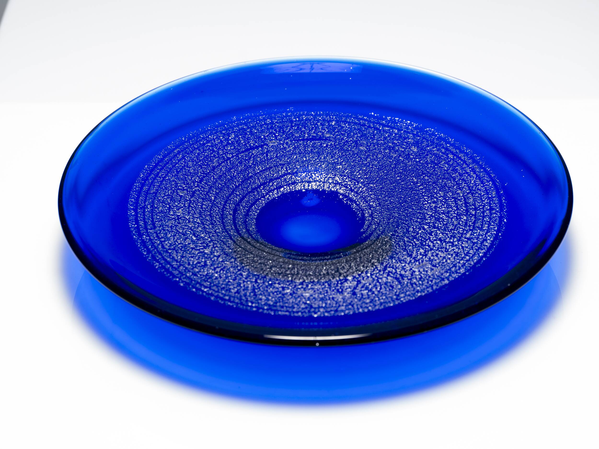 Glass bowl with gold foil, František Vízner, 1976, Czechoslovakia