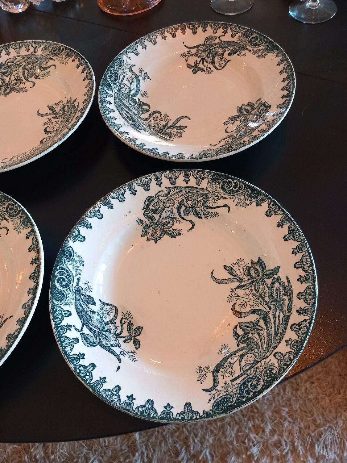 4 iron earth soup plates. Iris model.