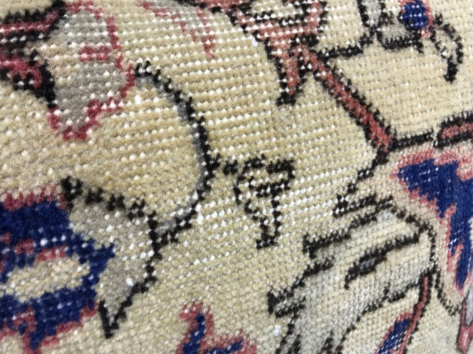 Handmade faded lumbar carpet pillow 40x60cm