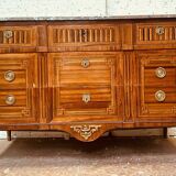 Commode Louis XVI en marqueterie de bois de placage XIX siècle