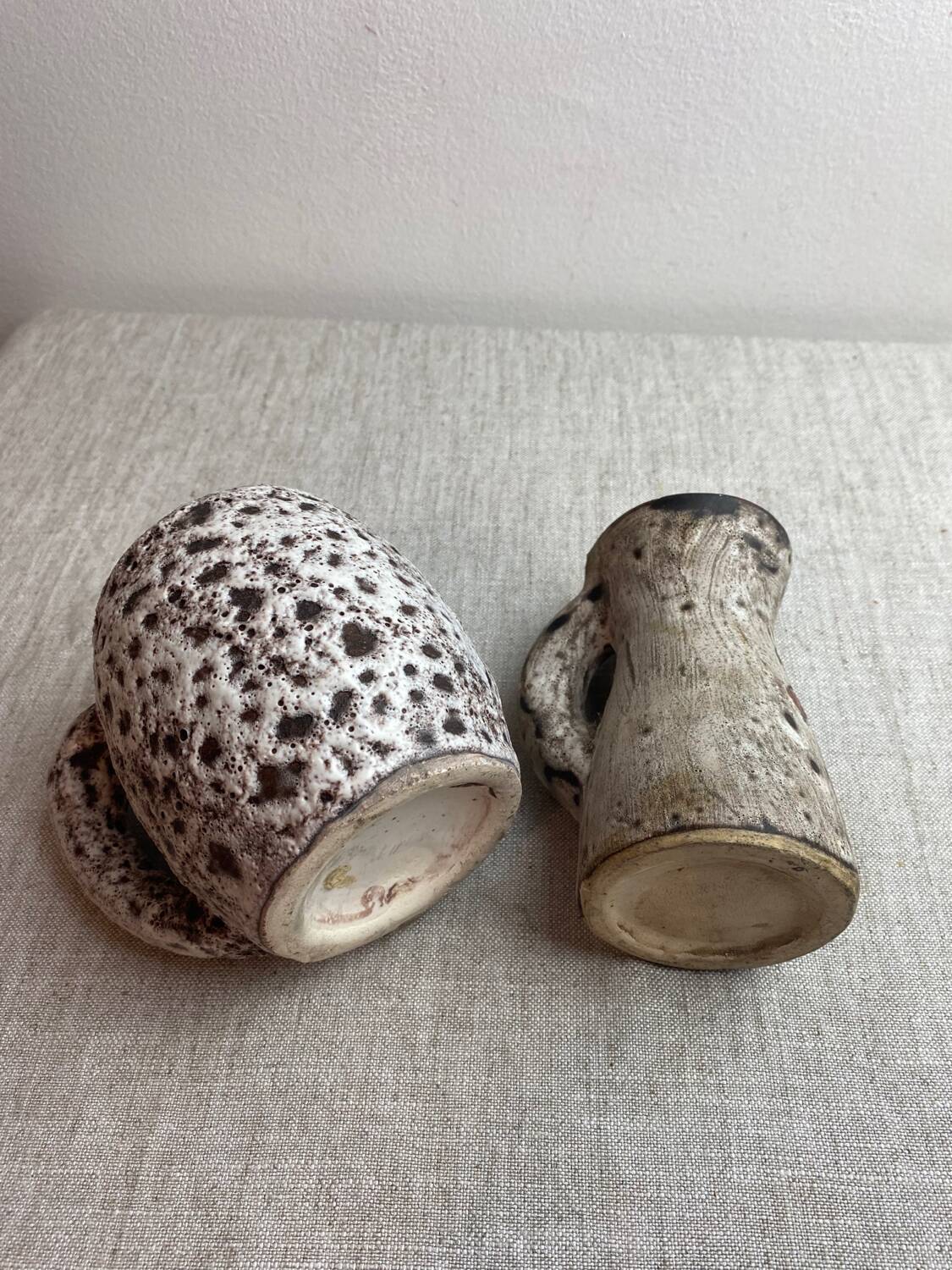 La Roue Vallauris ceramic mug and pitcher