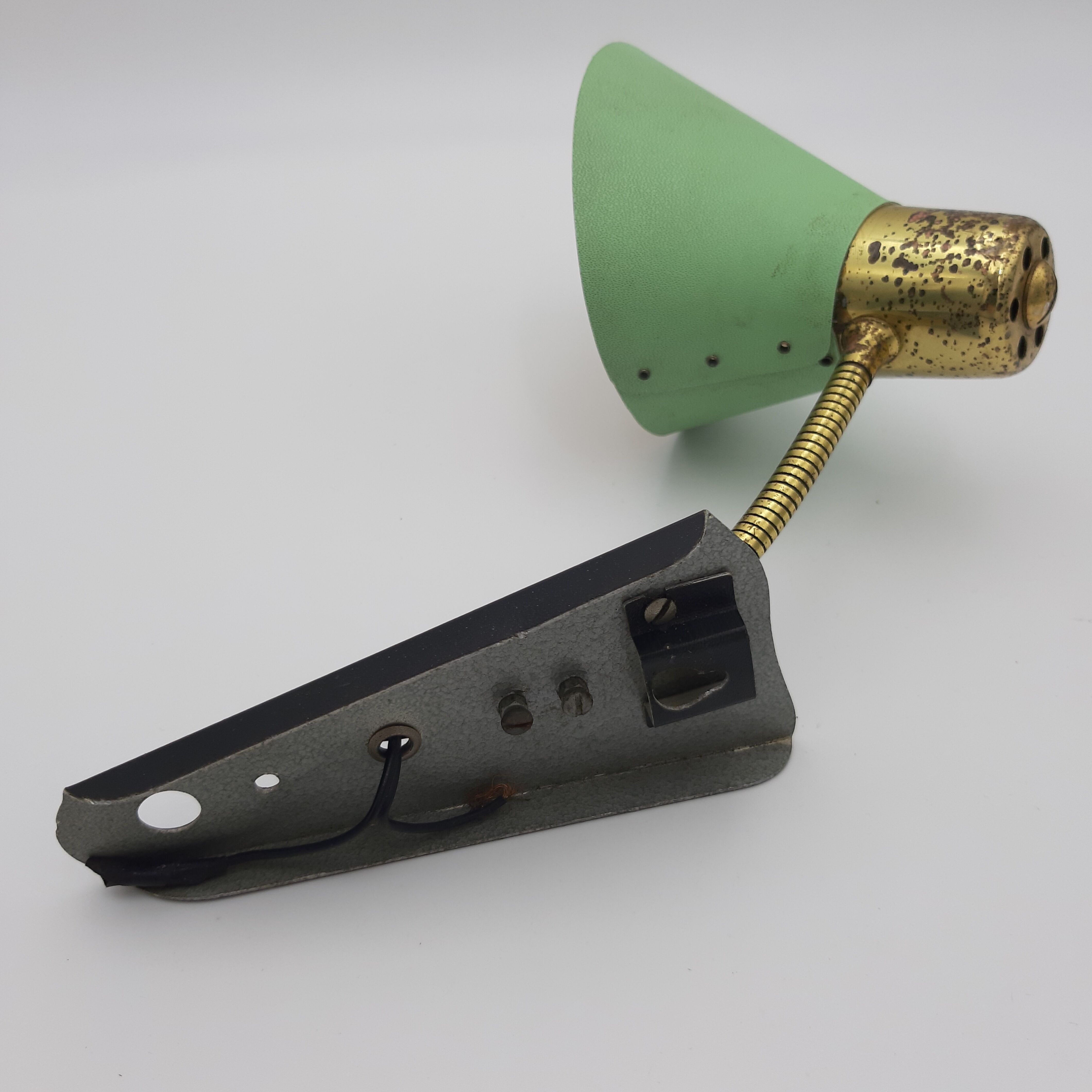 Coconut style wall light