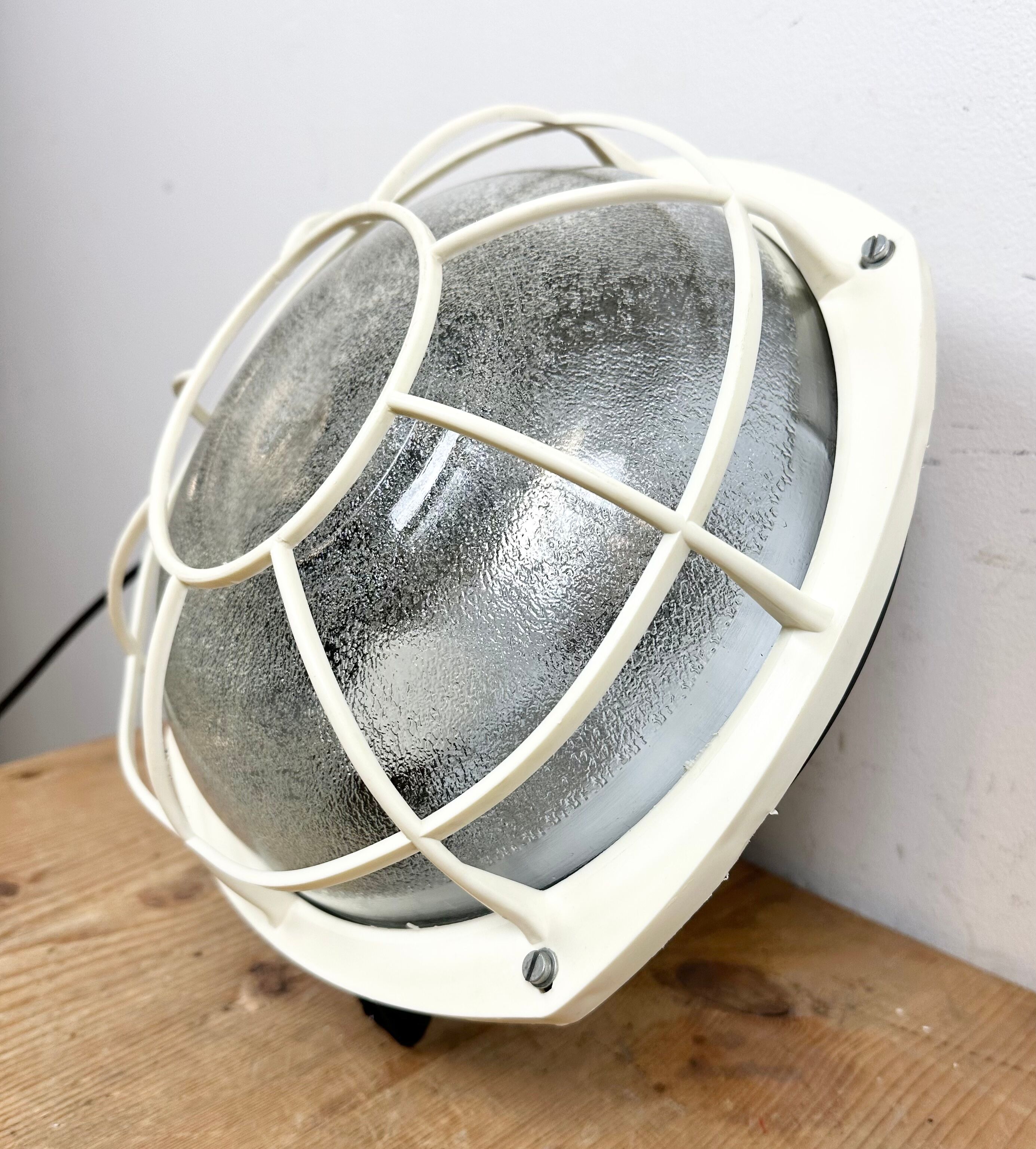 Industrial bakelite wall or ceiling light from Elektrosvit, 1980s