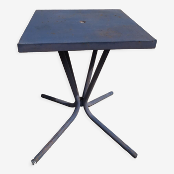 Blue Tolix pedestal table