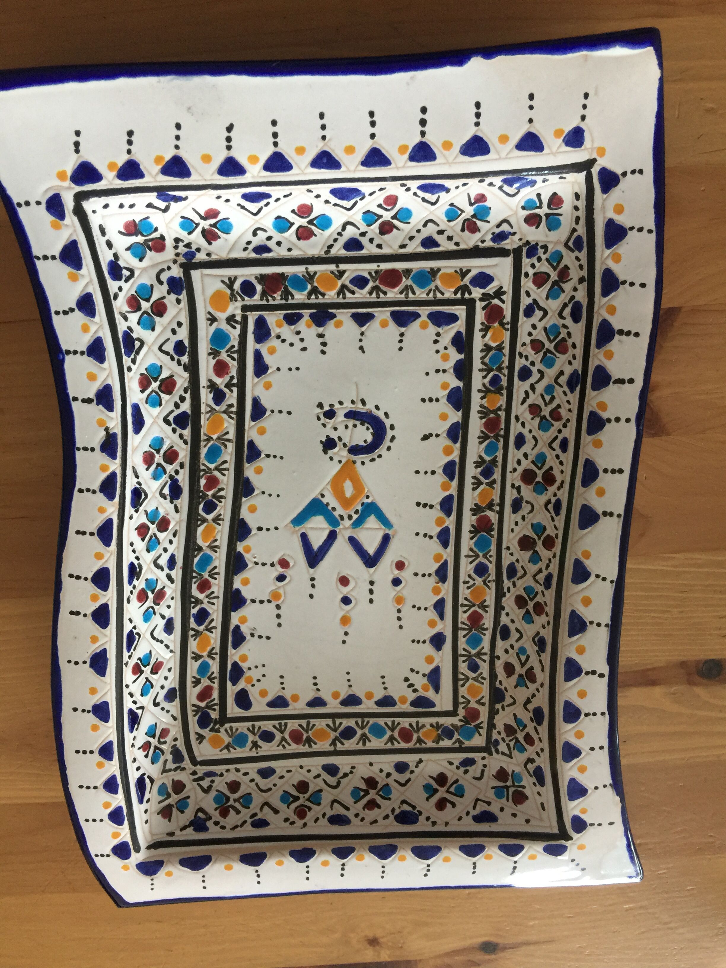 Ceramic dish oriental decoration signed FATH