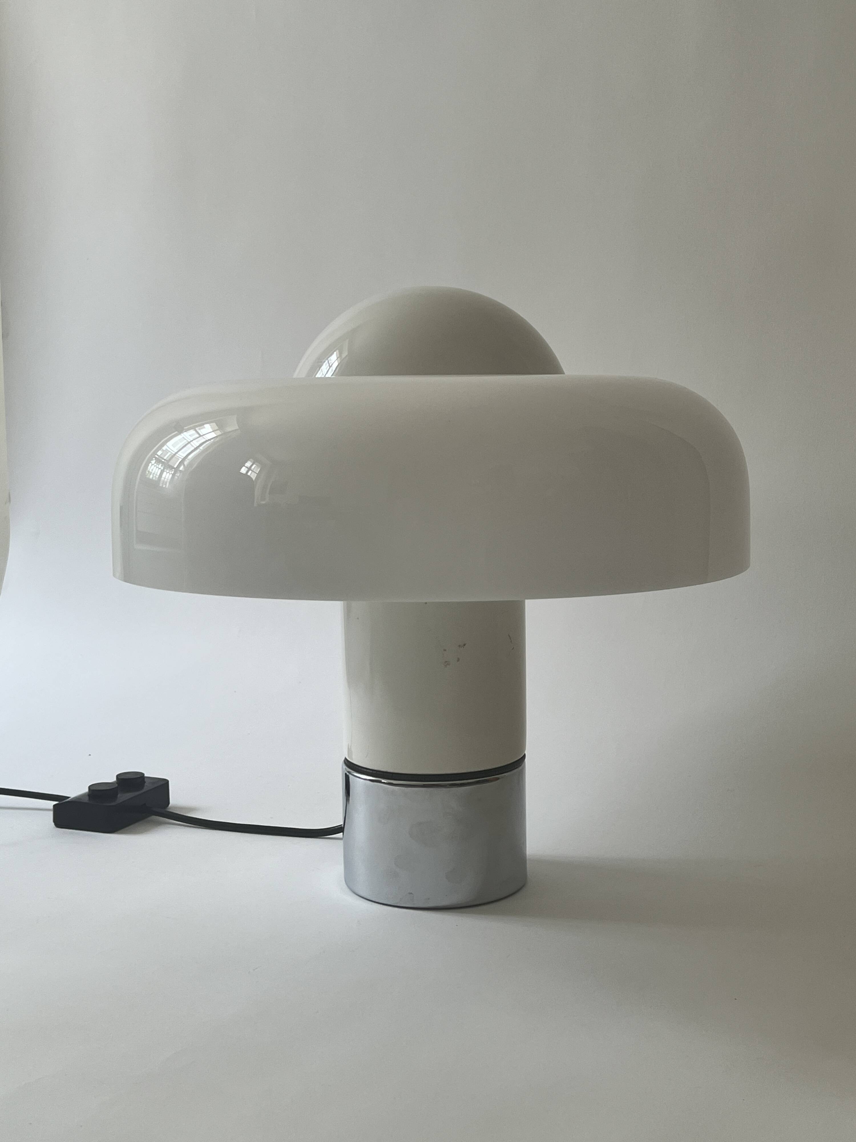 Lampe de table Brumbury par Luigi Massoni, Guzzini, design italie 1970