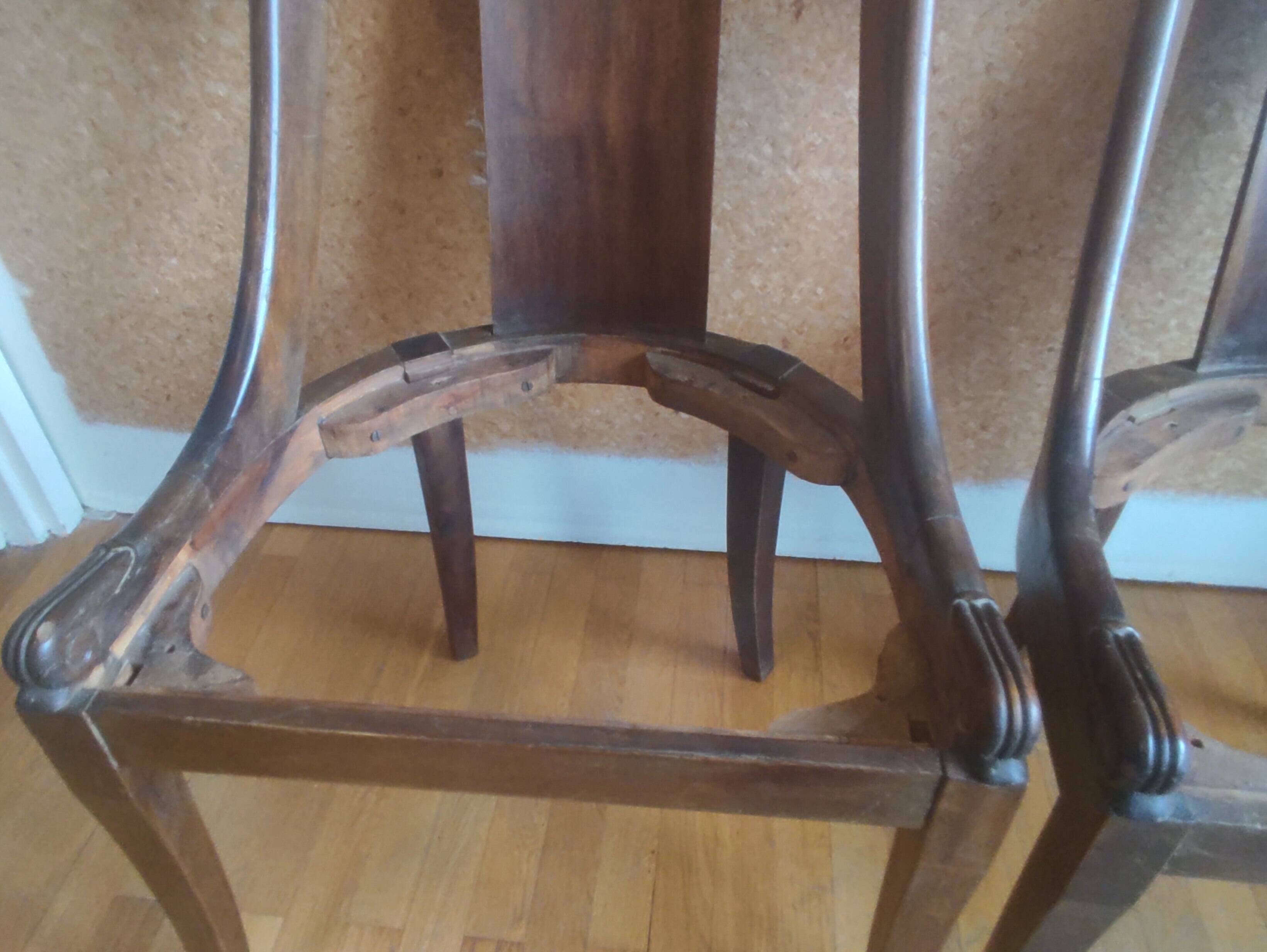 Empire gondola chairs