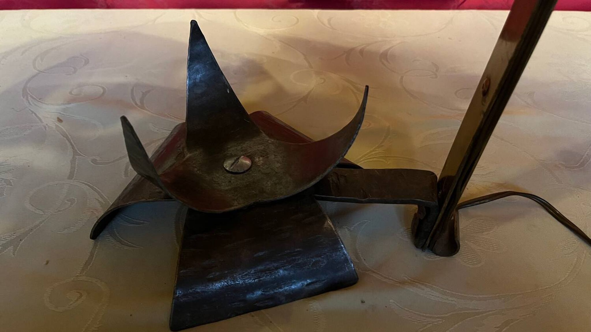 Lampe à poser fer forgé  toile de jute vintage