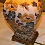 Lamp decorated with peonies and butterflies