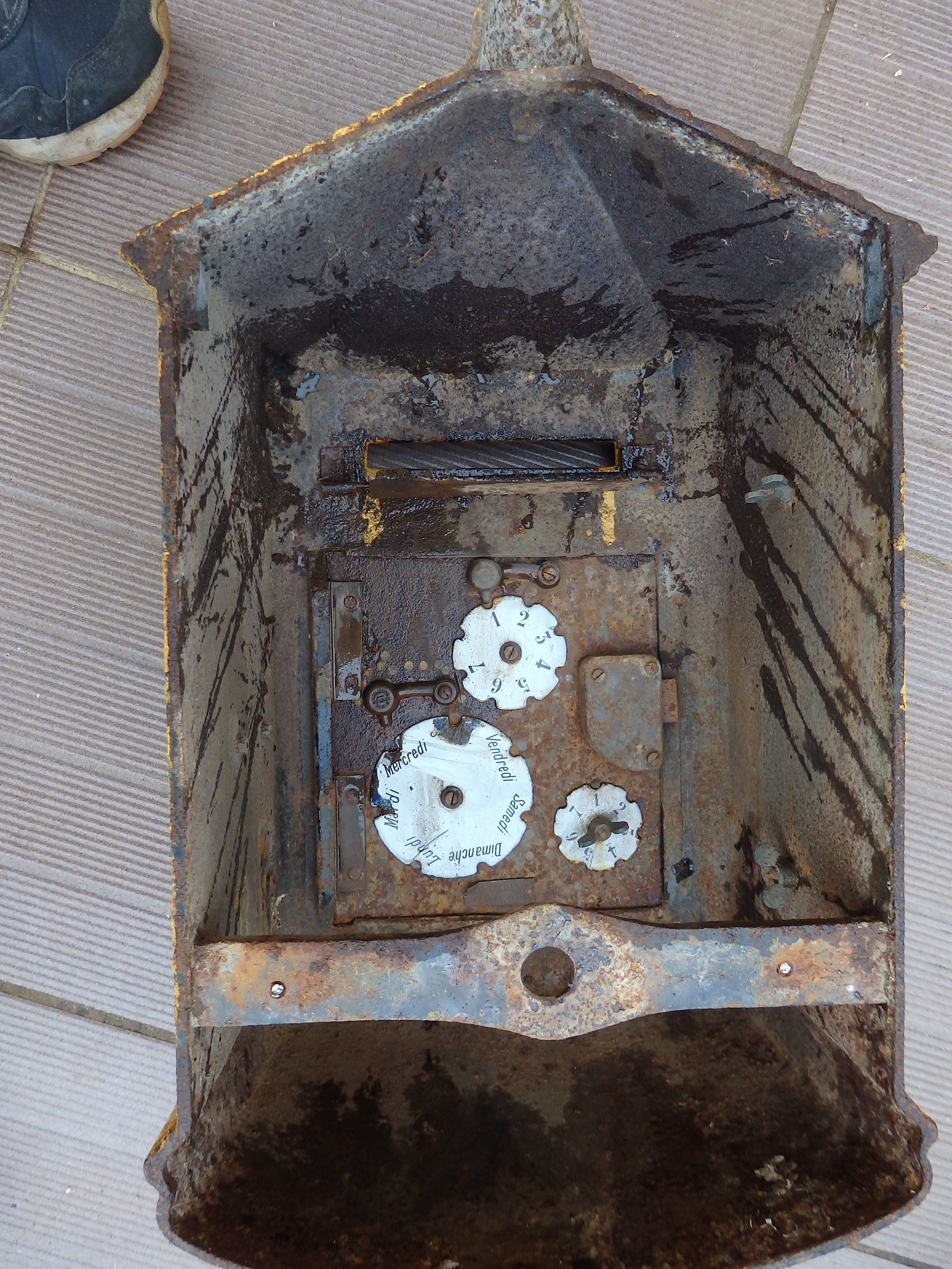 Old letter box ptt the post mougeotte 1900 delachanal