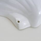 Pair of shell wall lights, in white ceramic. 80s 90s
