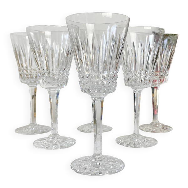 5 verres à vin rouge en cristal ciselé français