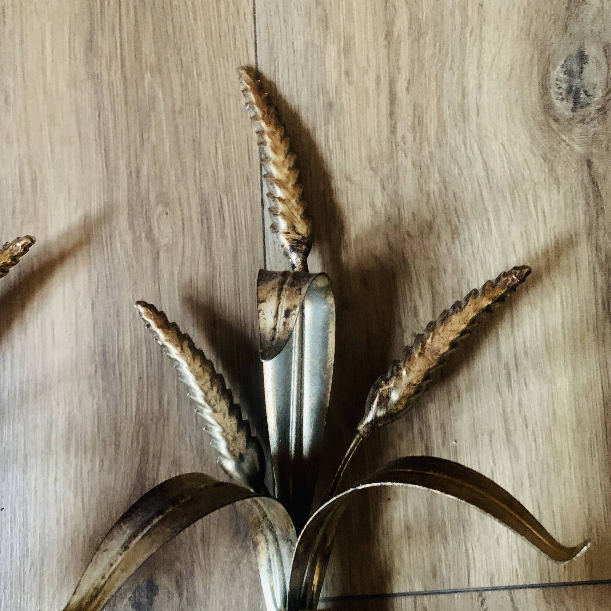 Pair of wheat spike wall lights in gold metal