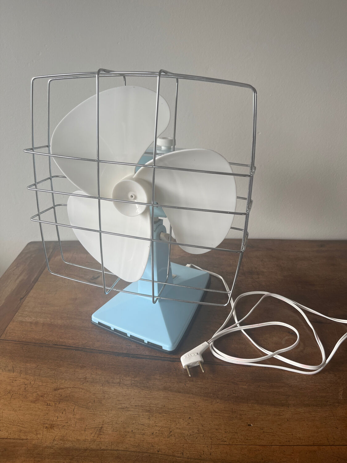 Vintage sky blue Calor fan