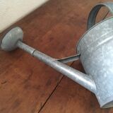 Zinc watering can