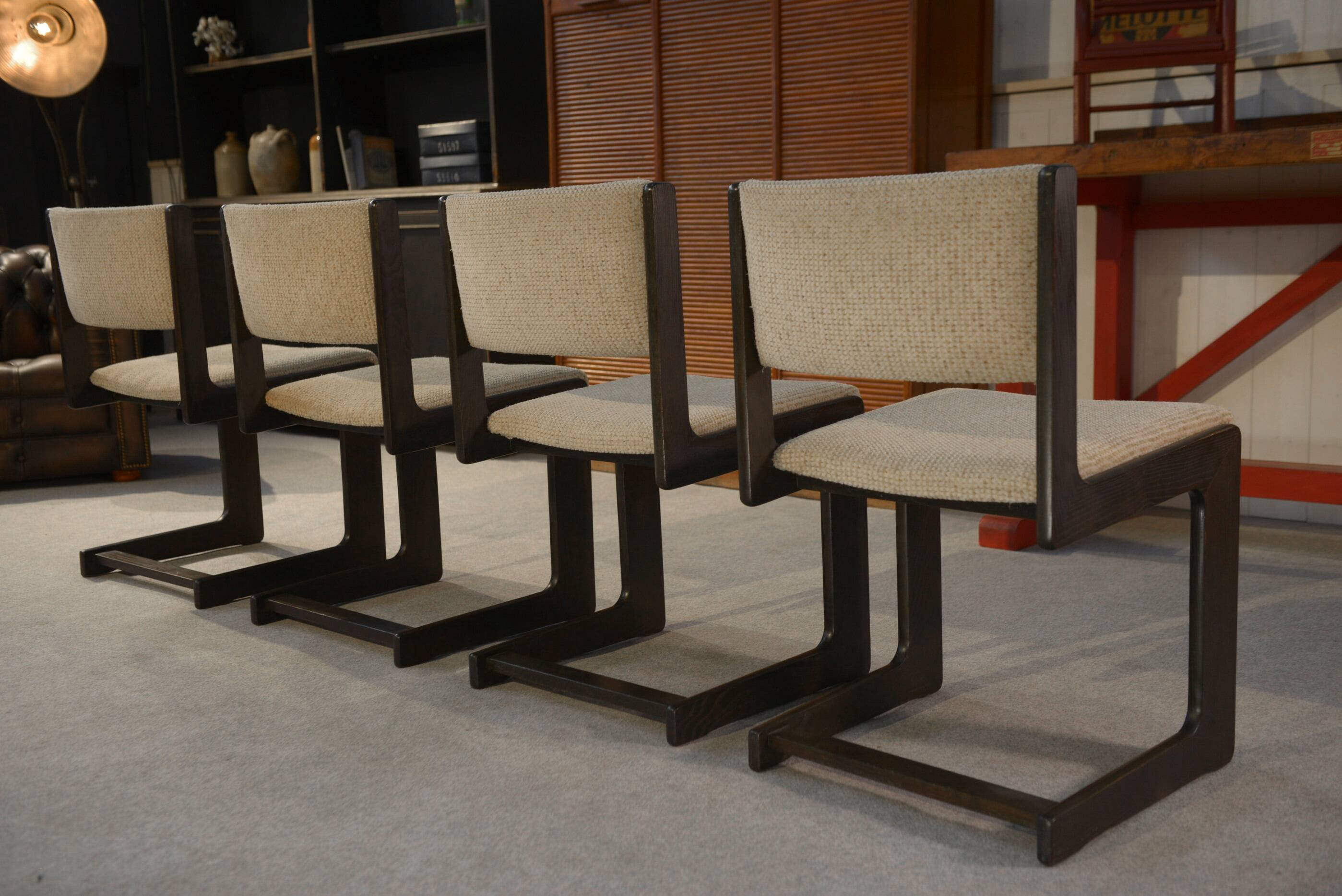 Set of 6 CASALA chairs in dark oak, 1970s