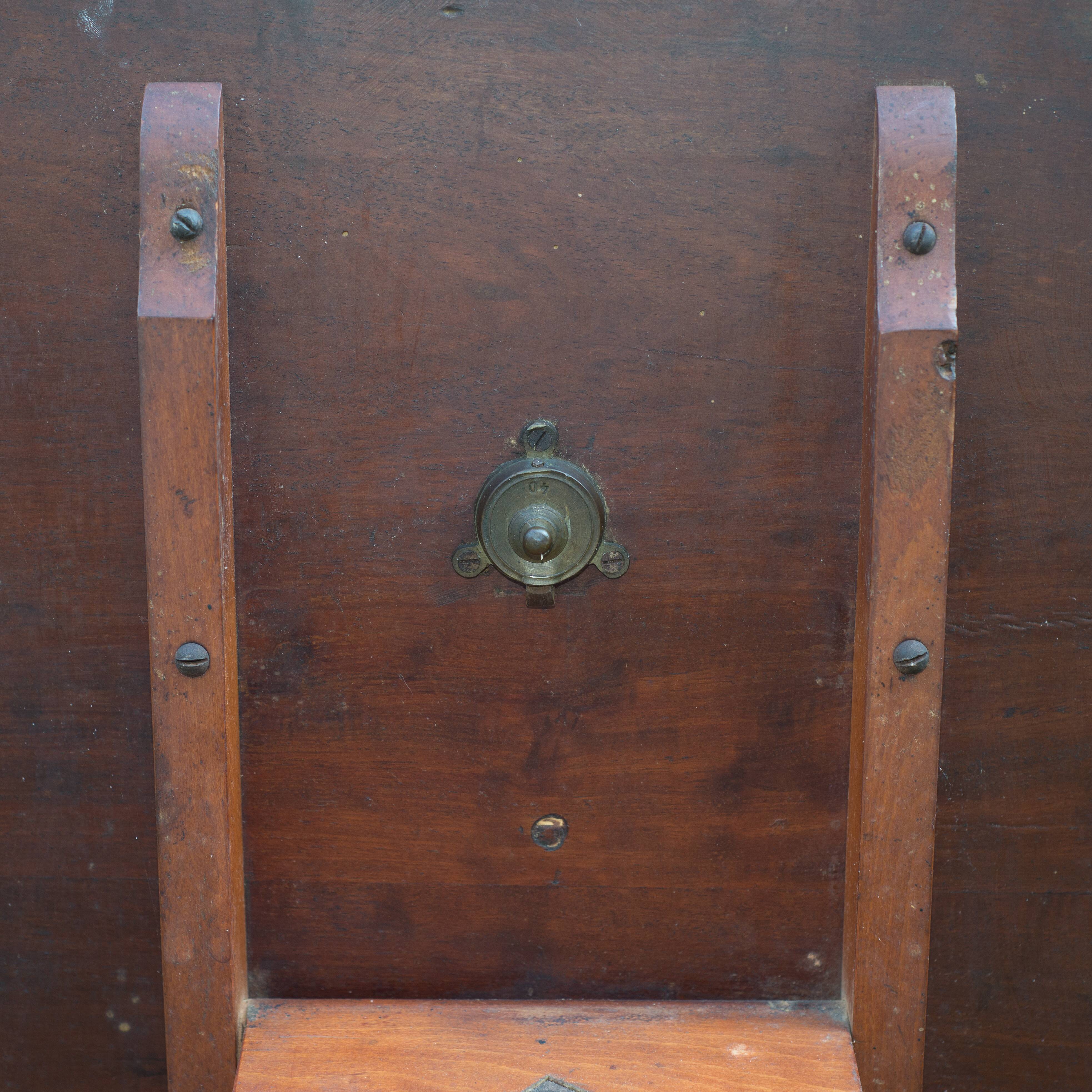 Side table or violin