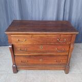 Restoration period chest of drawers in walnut