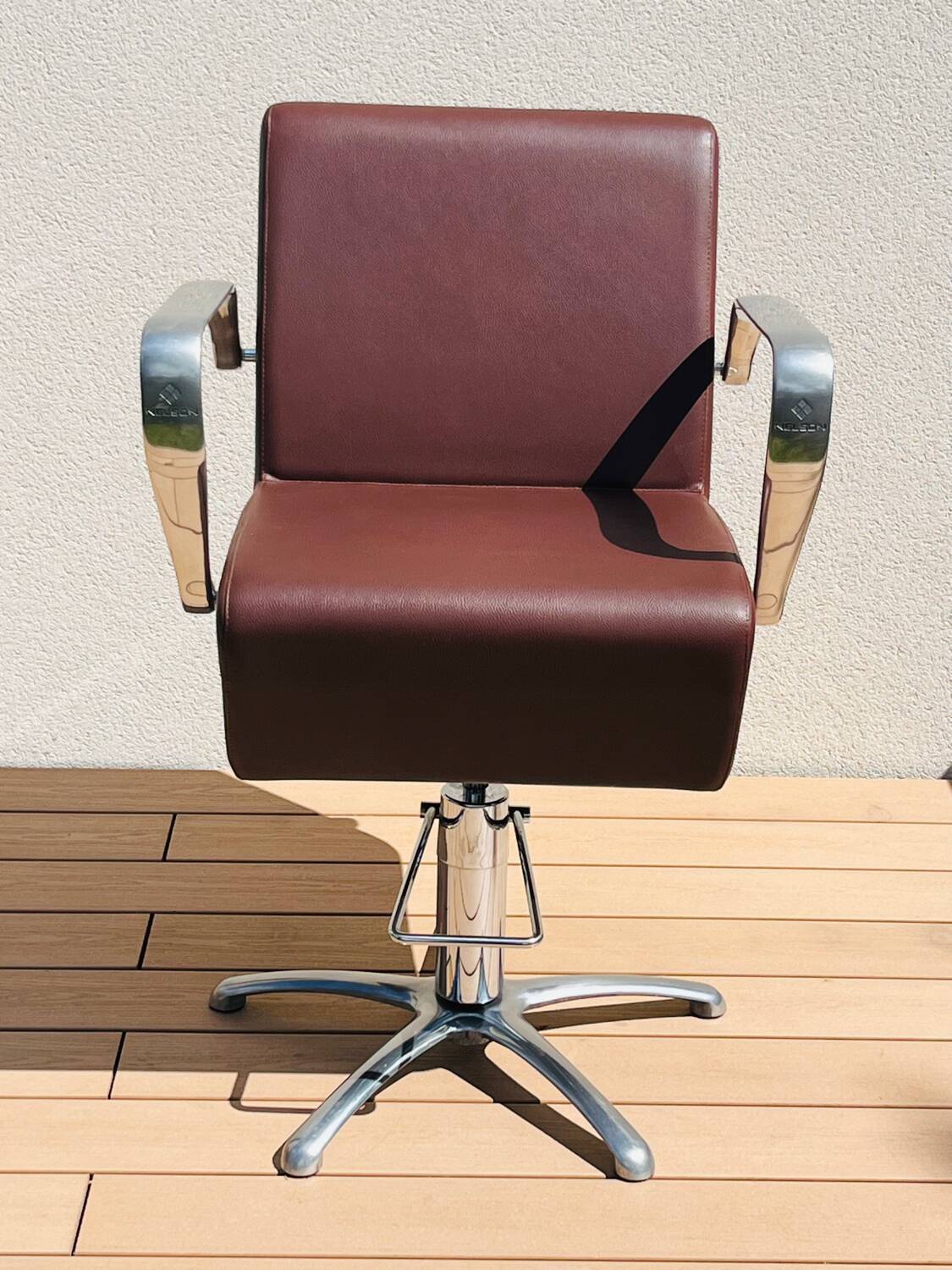 Barber & hairdresser chair