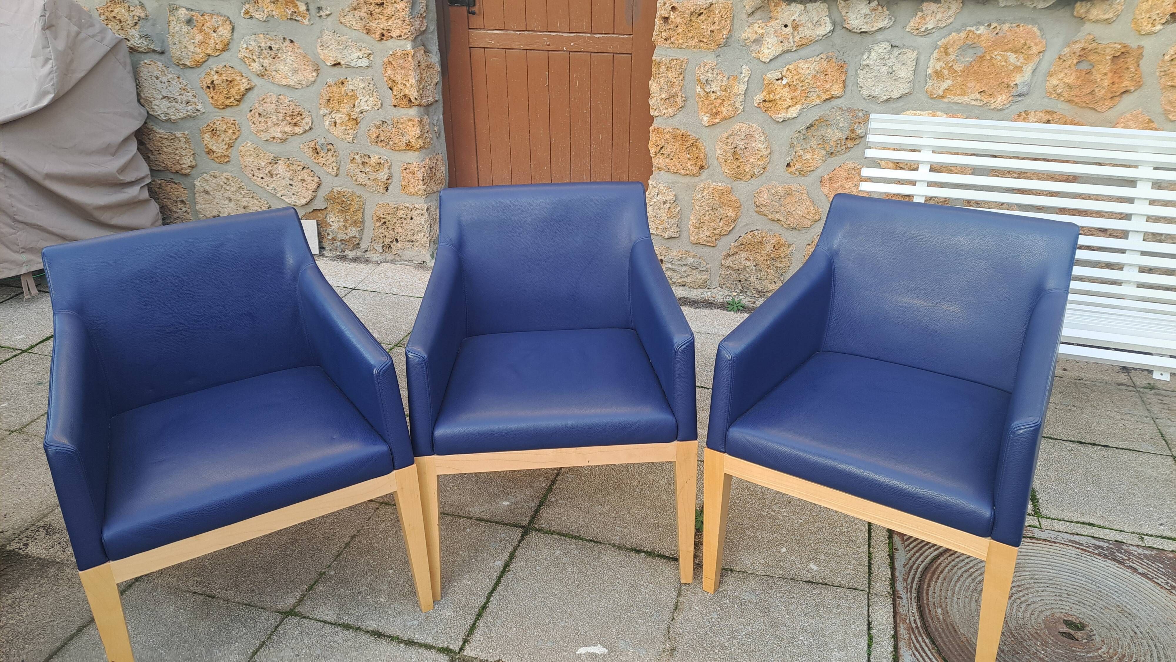 set of 3 leather armchairs Hugues Chevalier