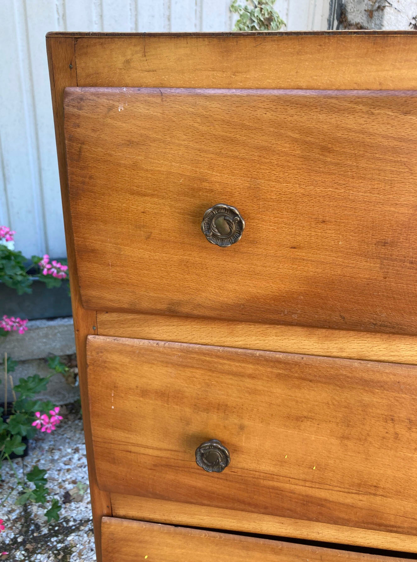 Vintage chest of drawers