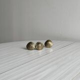 3 brass shell drawer knobs